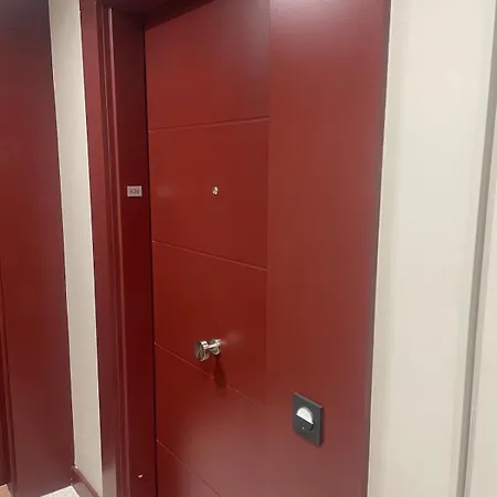 Modern And Secure Romainville
